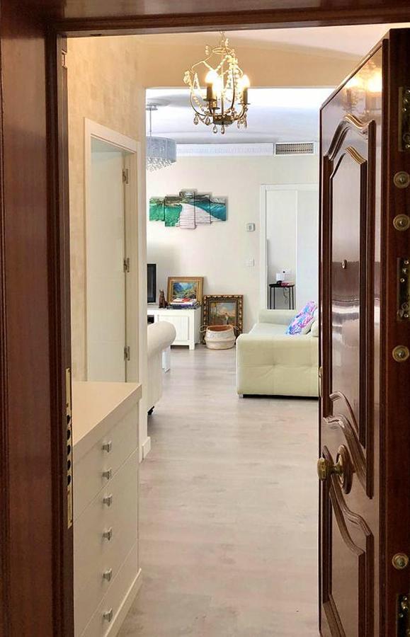 Apartamento A 50 Metros De La Playa Malagueta Con Vistas Al Mar Málaga Kültér fotó