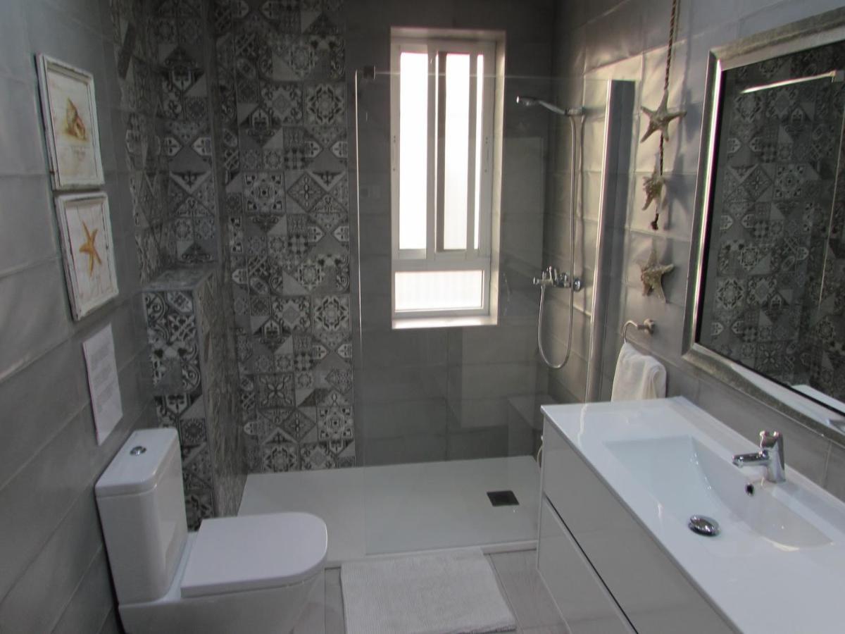 Apartamento A 50 Metros De La Playa Malagueta Con Vistas Al Mar Málaga Kültér fotó