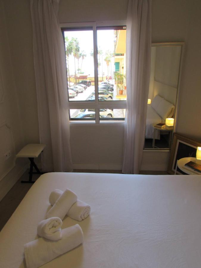 Apartamento A 50 Metros De La Playa Malagueta Con Vistas Al Mar Málaga Kültér fotó
