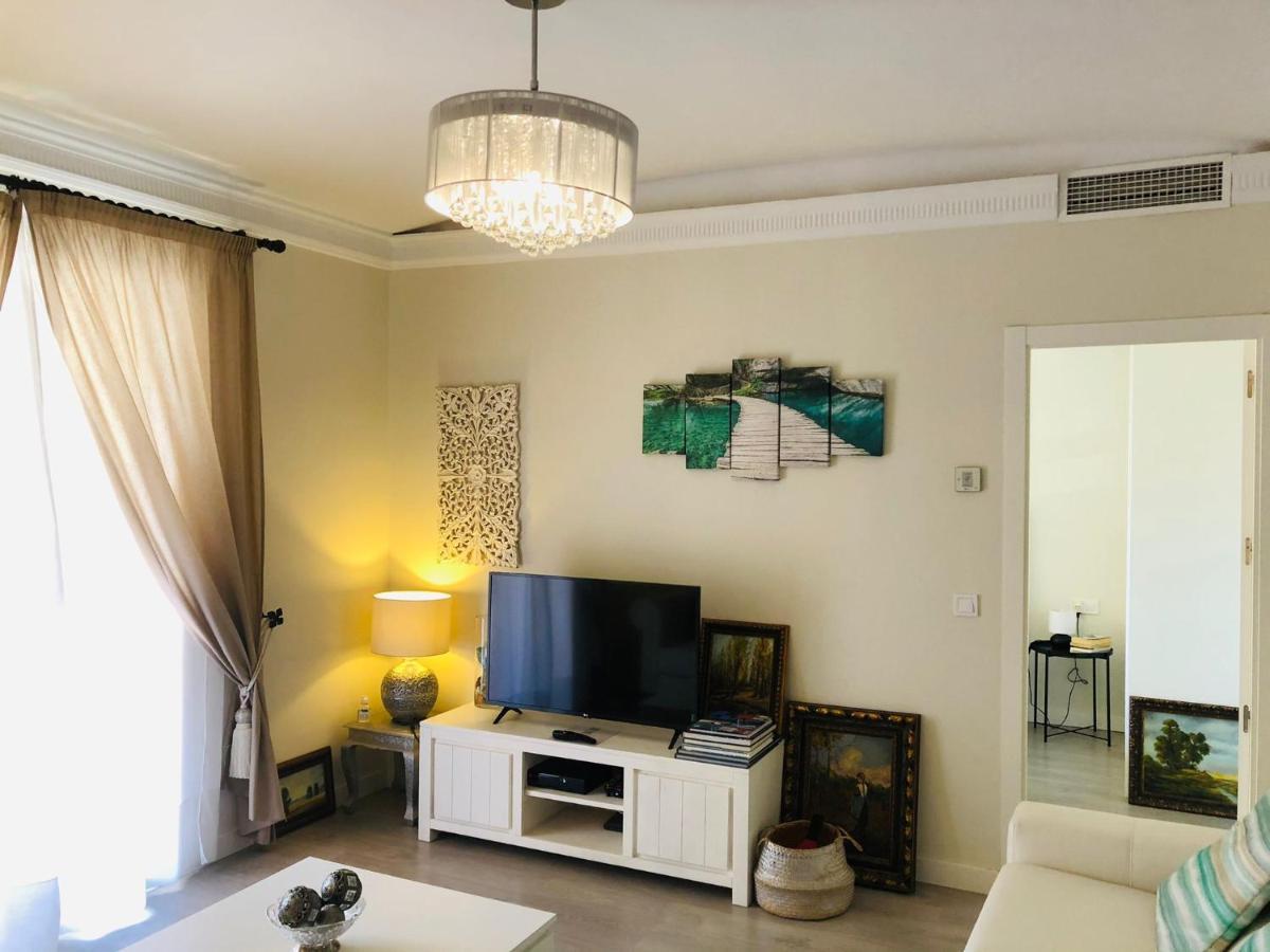 Apartamento A 50 Metros De La Playa Malagueta Con Vistas Al Mar Málaga Kültér fotó
