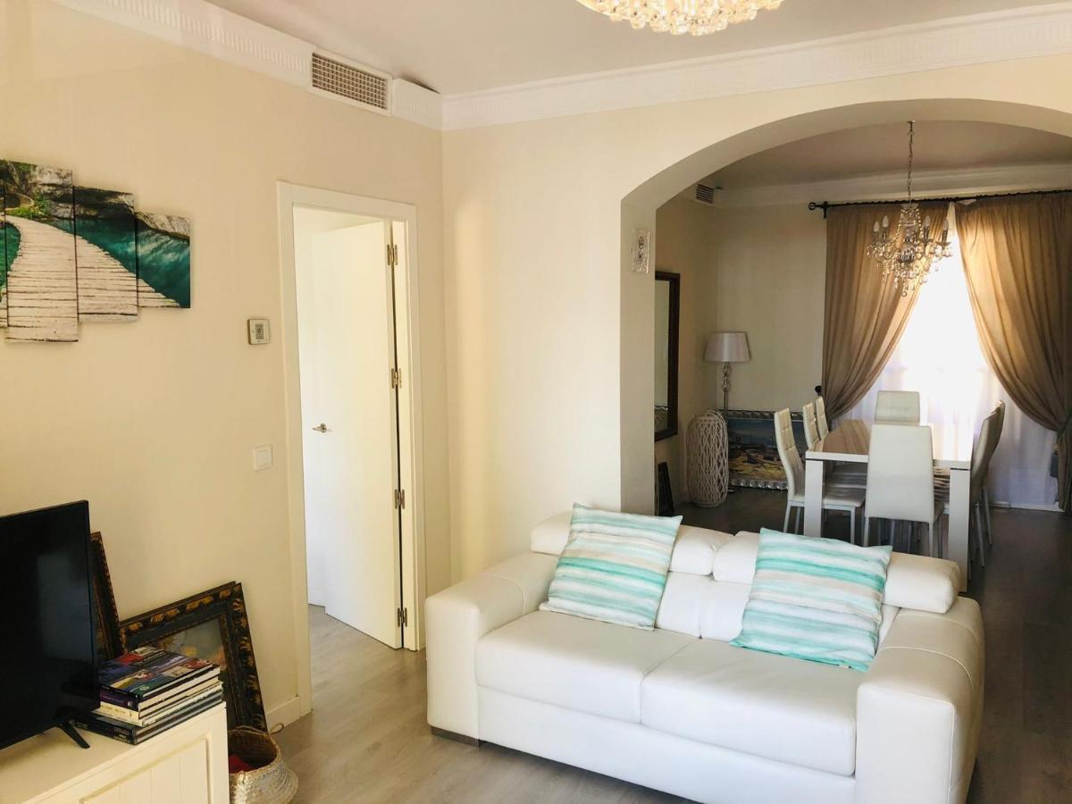 Apartamento A 50 Metros De La Playa Malagueta Con Vistas Al Mar Málaga Kültér fotó