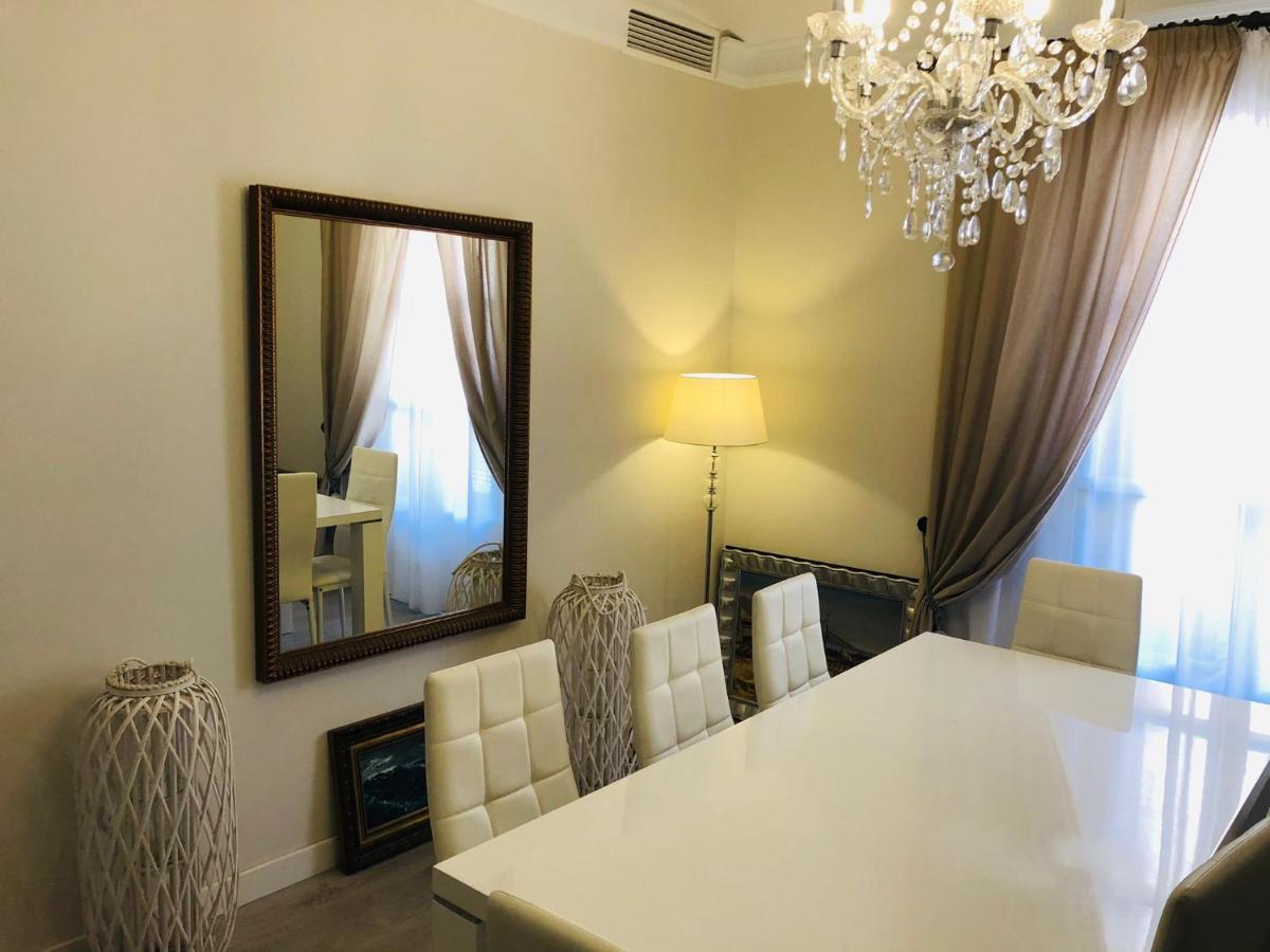 Apartamento A 50 Metros De La Playa Malagueta Con Vistas Al Mar Málaga Kültér fotó