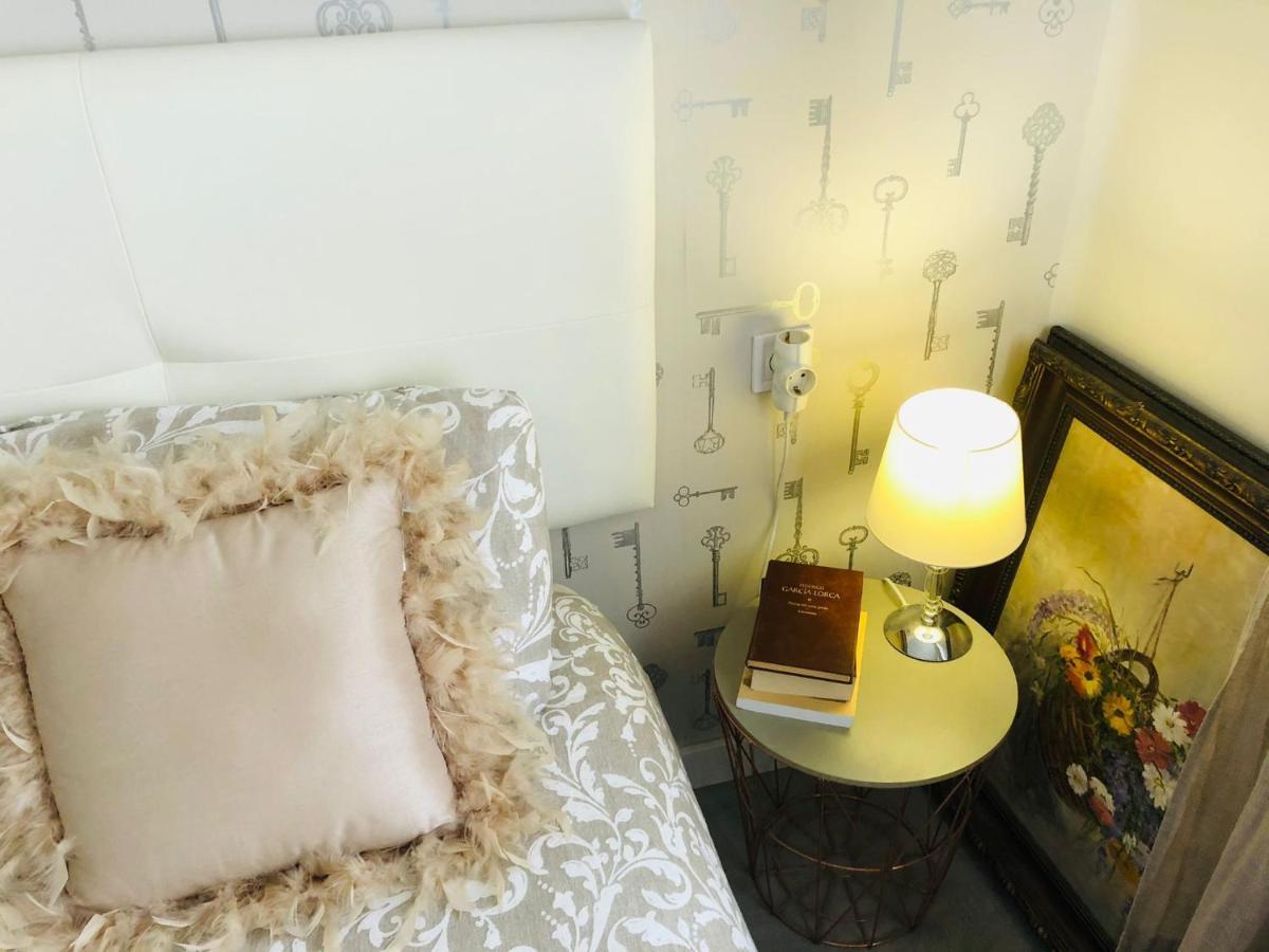 Apartamento A 50 Metros De La Playa Malagueta Con Vistas Al Mar Málaga Kültér fotó